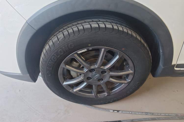 Used Geely Auto Vision X3 2021 PRO 1.5L Manual Elite Model Exterior 4