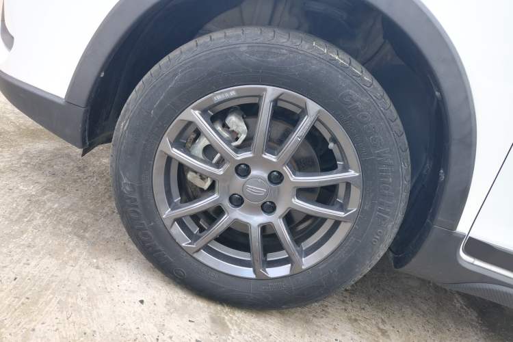 Used Geely Auto Vision X3 2021 PRO 1.5L Manual Elite Model Exterior 4
