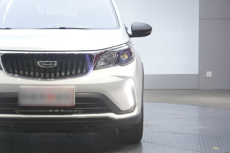 Used Geely Auto Vision X3 2021 PRO 1.5L CVT Deluxe Model Exterior 4