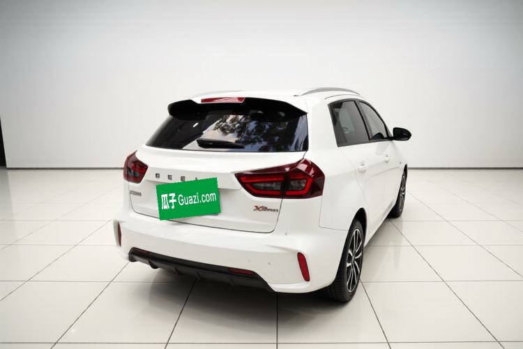 Used Geely Auto Vision X3 2021 PRO 1.5L CVT Deluxe Model Exterior 5