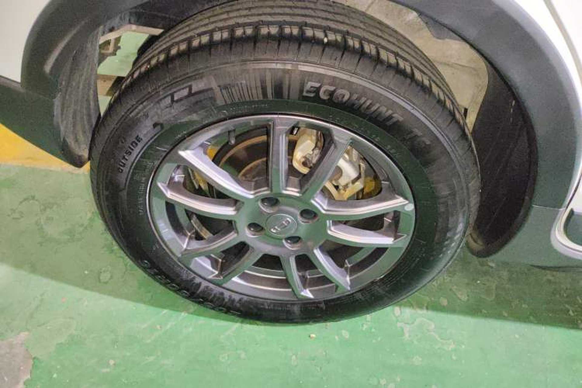 Used Geely Auto Vision X3 2021 PRO 1.5L CVT Deluxe Model Exterior 5
