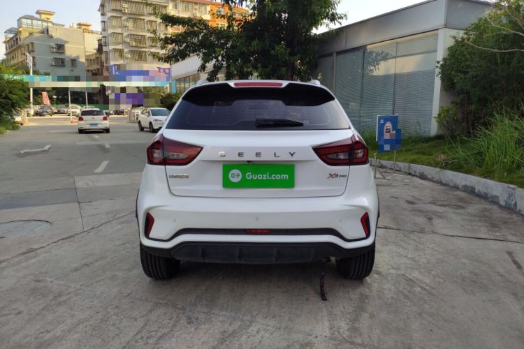 Used Geely Auto Vision X3 2021 PRO 1.5L CVT Deluxe Model Exterior 7