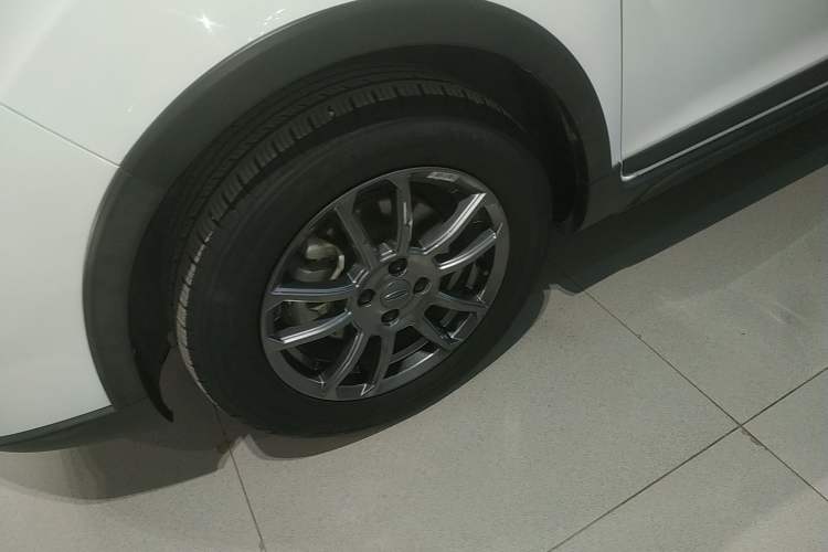 Used Geely Auto Vision X3 2021 PRO 1.5L CVT Deluxe Model Exterior 7