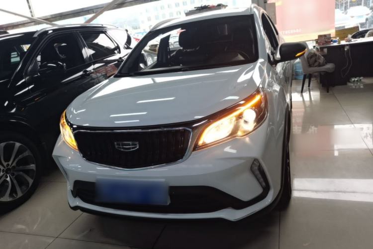Used Geely Auto Vision X3 2021 PRO 1.5L CVT Deluxe Model Front