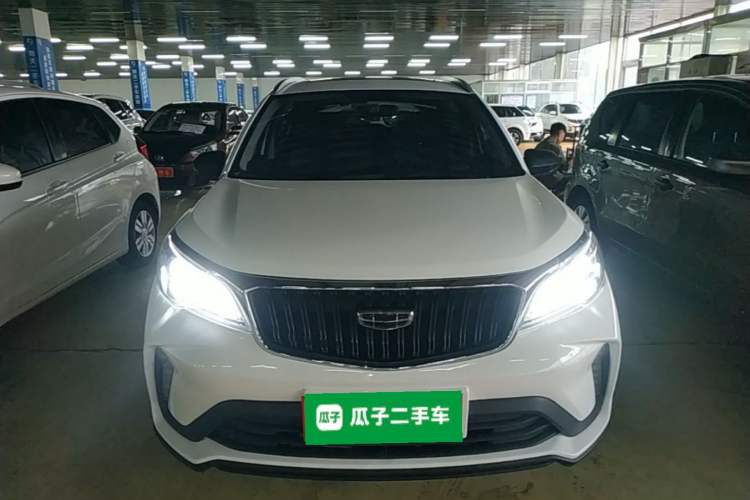 Used Geely Auto Vision X3 2021 PRO 1.5L CVT Deluxe Model Front