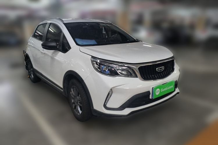 Used Geely Auto Vision X3 2021 PRO 1.5L CVT Deluxe Model Front Right 45 Deg