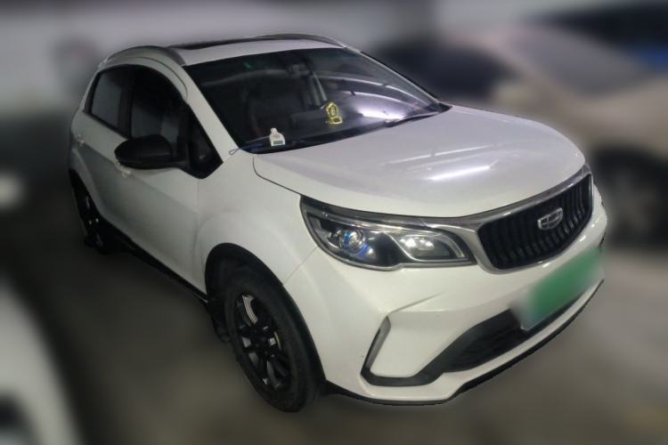 Used Geely Auto Vision X3 2021 PRO 1.5L CVT Deluxe Model Front Right 45 Deg