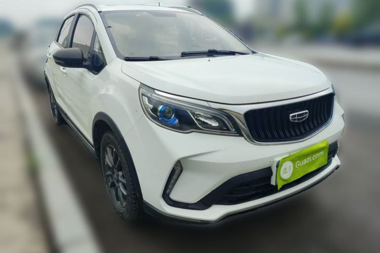 Used Geely Auto Vision X3 2021 PRO 1.5L CVT Deluxe Model Front Right 45 Deg