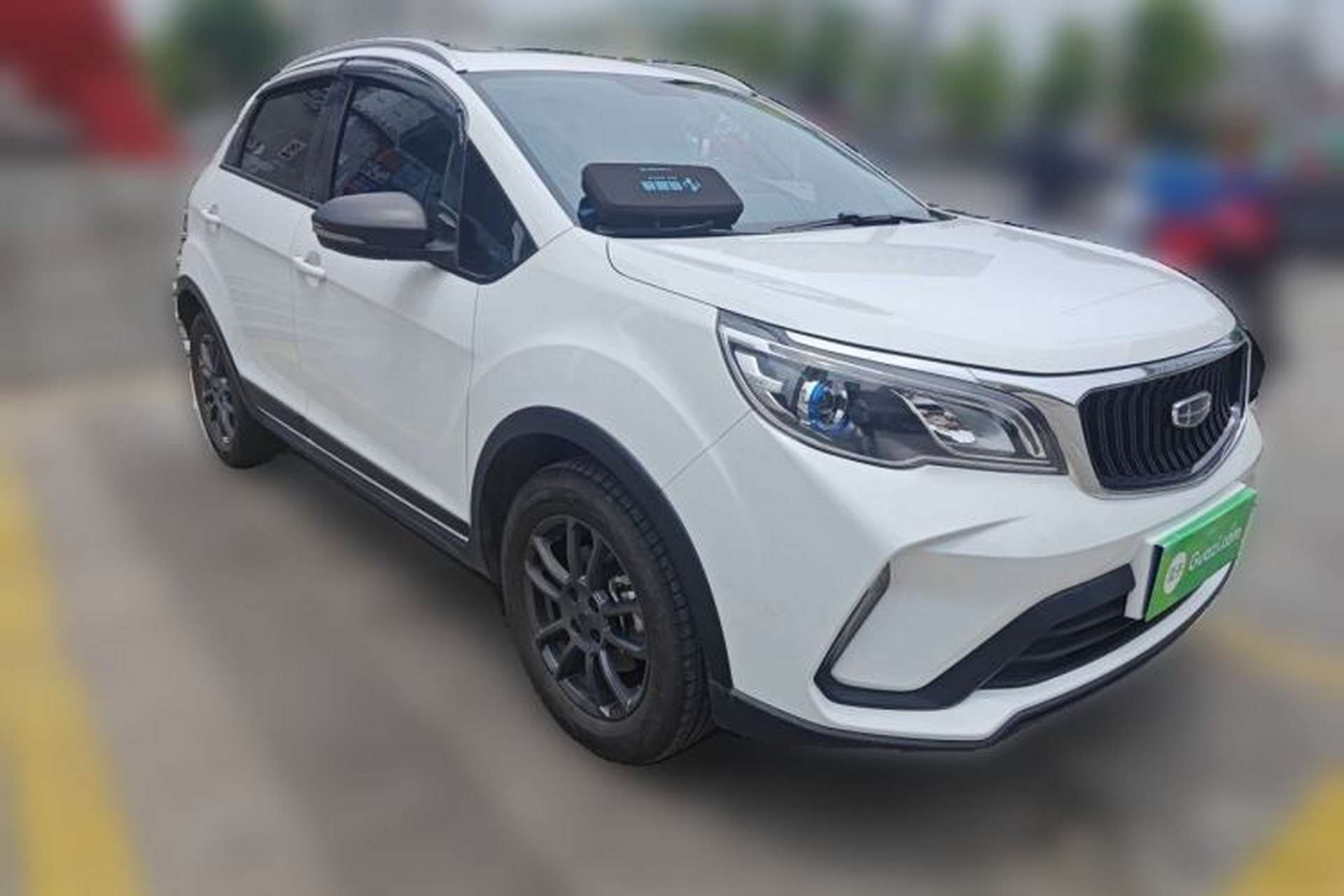 Used Geely Auto Vision X3 2021 PRO 1.5L CVT Deluxe Model Front Right 45 Deg