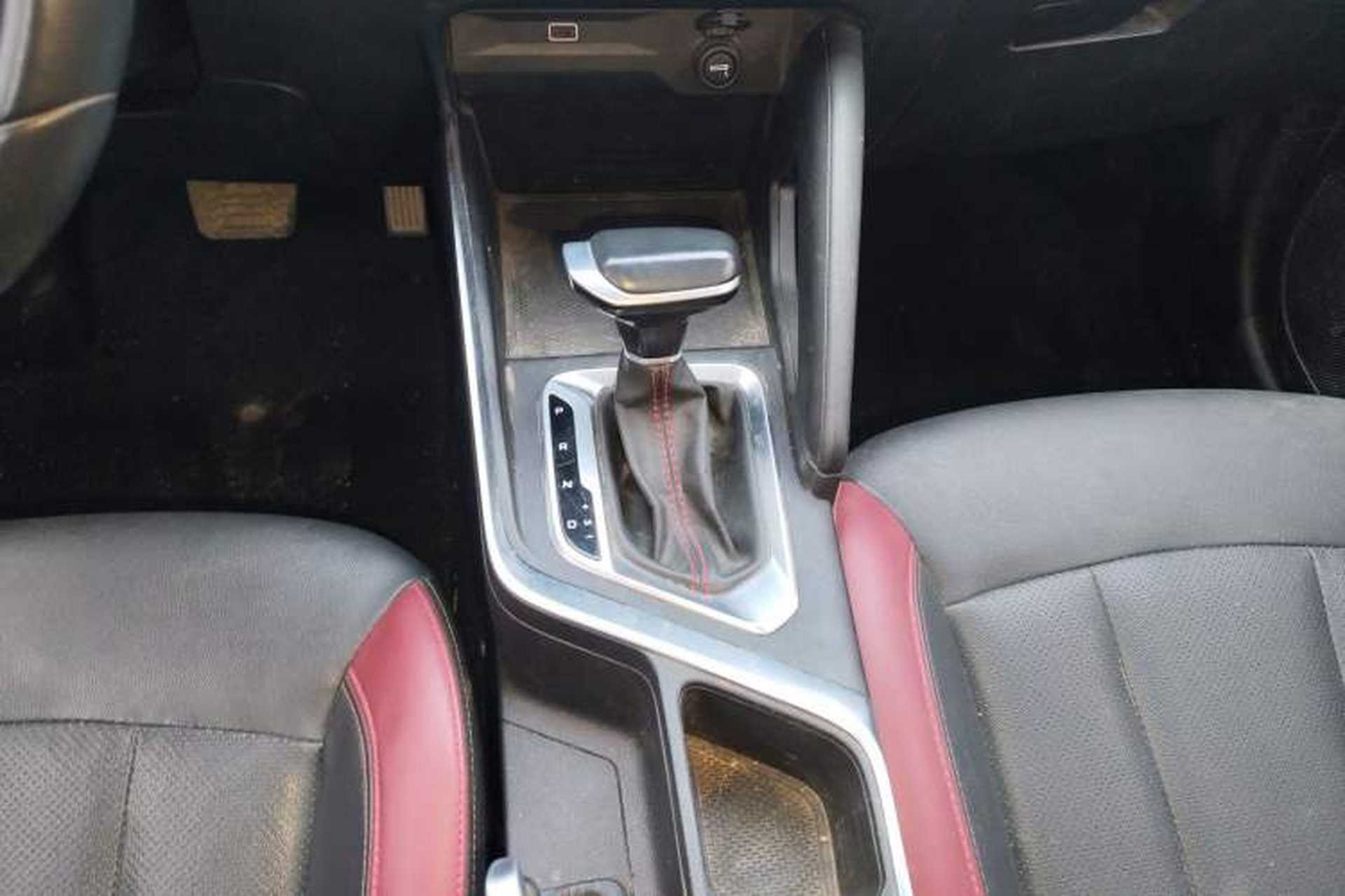 Used Geely Auto Vision X3 2021 PRO 1.5L CVT Deluxe Model Gear Lever