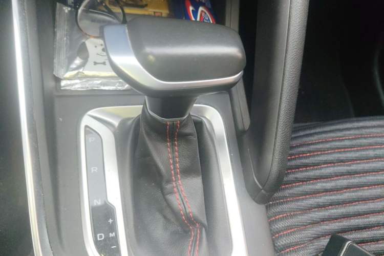 Used Geely Auto Vision X3 2021 PRO 1.5L CVT Deluxe Model Gear Lever