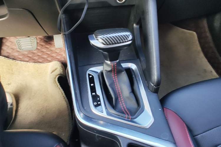 Used Geely Auto Vision X3 2021 PRO 1.5L CVT Deluxe Model Gear Lever