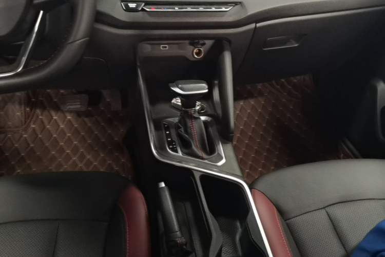 Used Geely Auto Vision X3 2021 PRO 1.5L CVT Deluxe Model Gear Lever