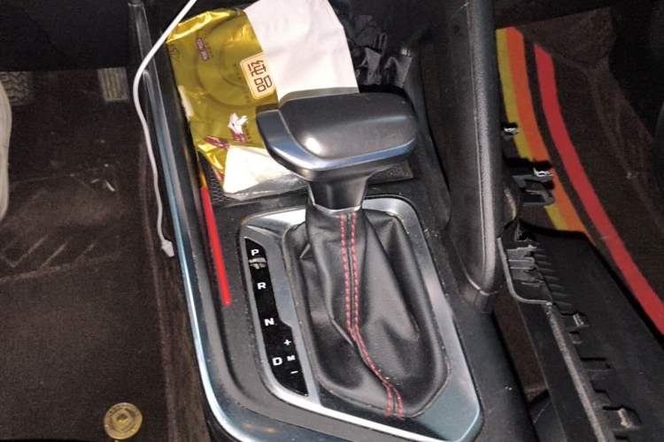 Used Geely Auto Vision X3 2021 PRO 1.5L CVT Deluxe Model Gear Lever