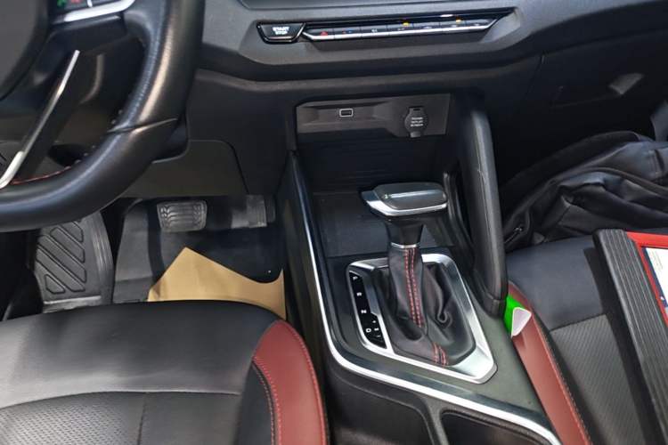 Used Geely Auto Vision X3 2021 PRO 1.5L CVT Deluxe Model Gear Lever