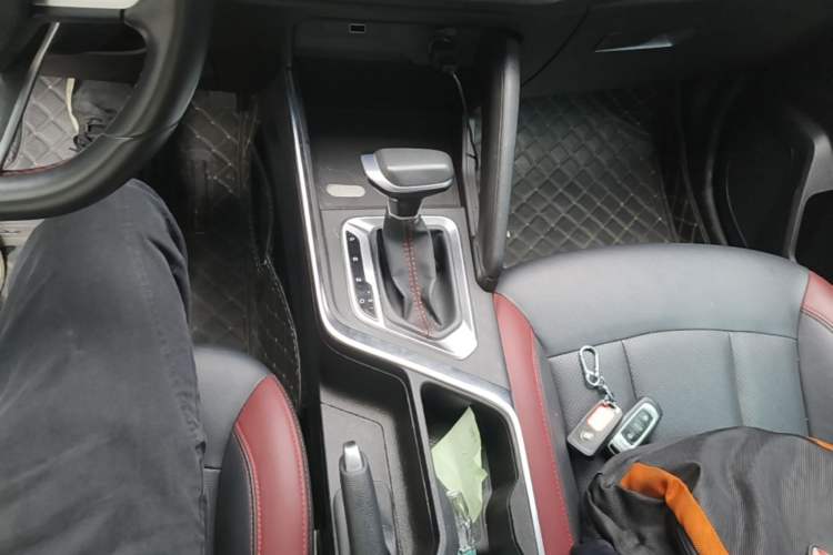 Used Geely Auto Vision X3 2021 PRO 1.5L CVT Deluxe Model Gear Lever