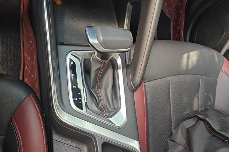 Used Geely Auto Vision X3 2021 PRO 1.5L CVT Deluxe Model Gear Lever