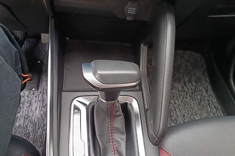 Used Geely Auto Vision X3 2021 PRO 1.5L CVT Deluxe Model Gear Lever