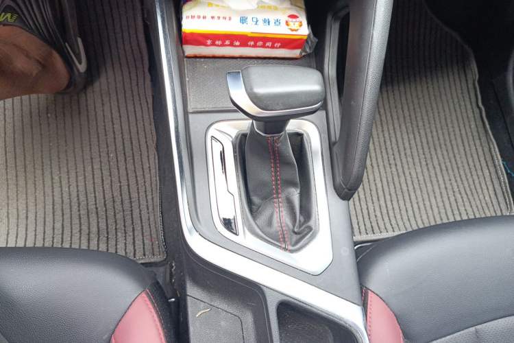 Used Geely Auto Vision X3 2021 PRO 1.5L CVT Deluxe Model Gear Lever