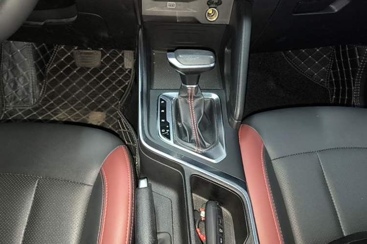 Used Geely Auto Vision X3 2021 PRO 1.5L CVT Deluxe Model Gear Lever