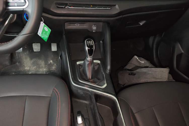 Used Geely Auto Vision X3 2021 PRO 1.5L Manual Elite Model Gear Lever