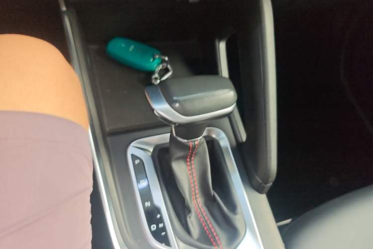 Used Geely Auto Vision X3 2021 PRO 1.5L CVT Deluxe Model Gear Lever