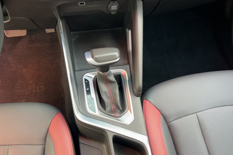 Used Geely Auto Vision X3 2021 PRO 1.5L CVT Deluxe Model Gear Lever