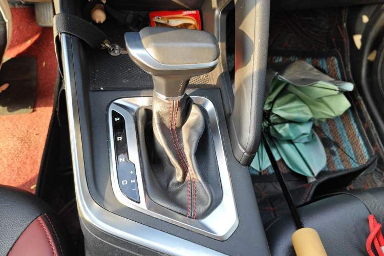 Used Geely Auto Vision X3 2021 PRO 1.5L CVT Deluxe Model Gear Lever