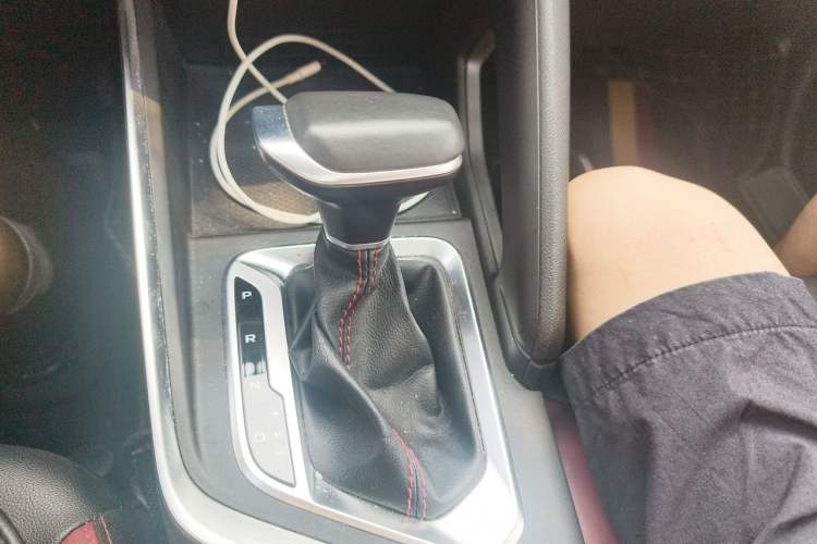 Used Geely Auto Vision X3 2021 PRO 1.5L CVT Deluxe Model Gear Lever