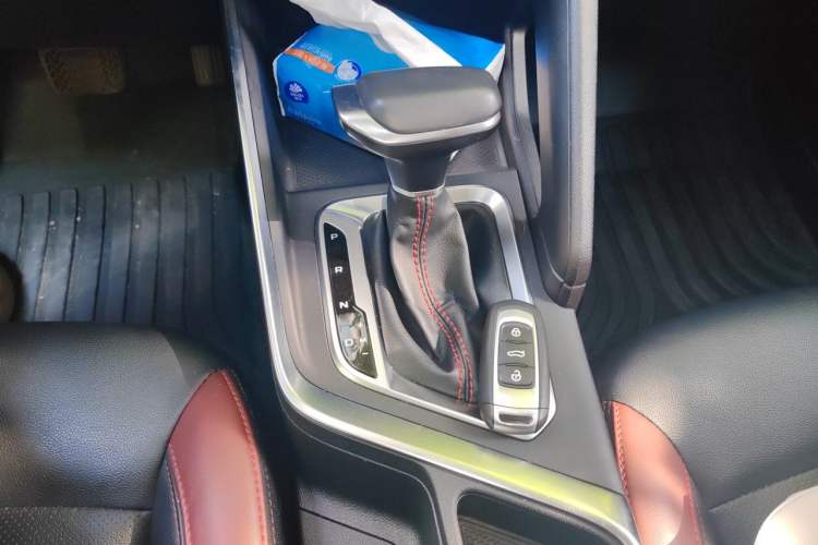 Used Geely Auto Vision X3 2021 PRO 1.5L CVT Deluxe Model Gear Lever
