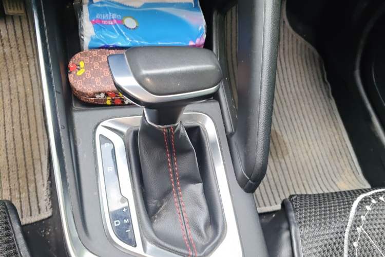 Used Geely Auto Vision X3 2021 PRO 1.5L CVT Deluxe Model Gear Lever