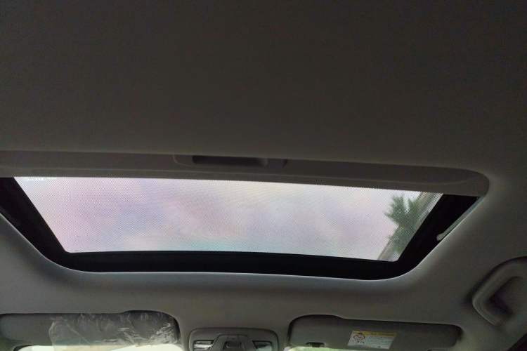 Used Geely Auto Vision X3 2021 PRO 1.5L CVT Deluxe Model Headliner