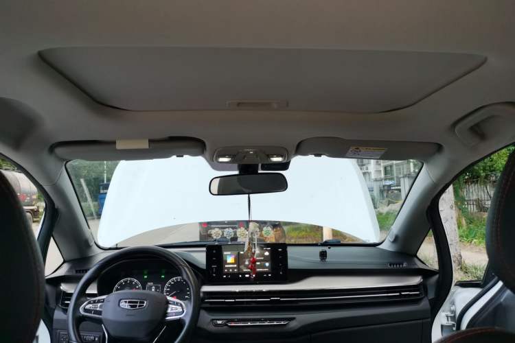Used Geely Auto Vision X3 2021 PRO 1.5L CVT Deluxe Model Headliner