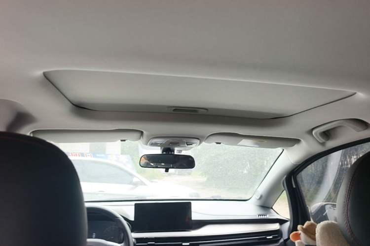 Used Geely Auto Vision X3 2021 PRO 1.5L CVT Deluxe Model Headliner