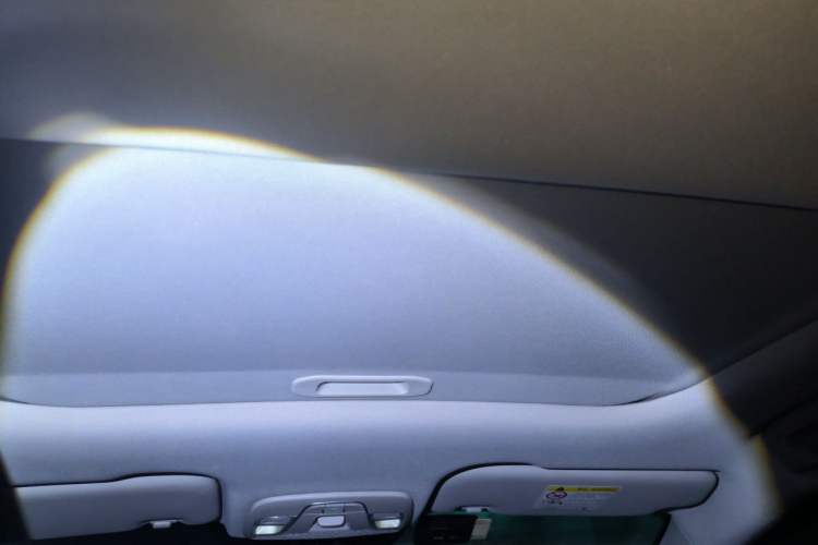 Used Geely Auto Vision X3 2021 PRO 1.5L CVT Deluxe Model Headliner