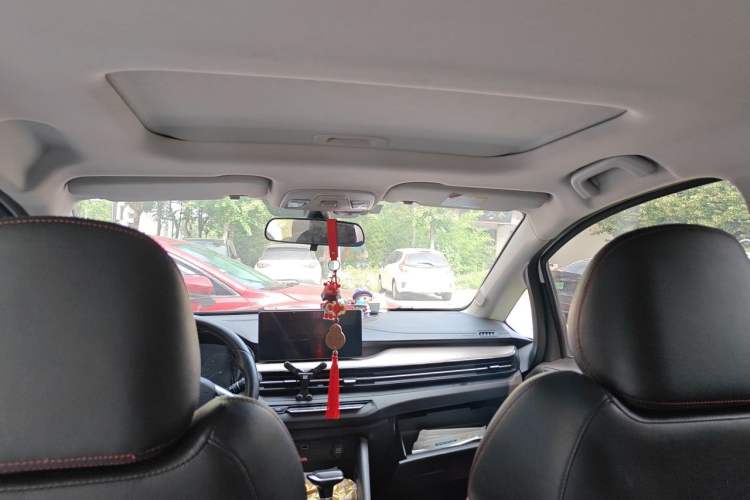 Used Geely Auto Vision X3 2021 PRO 1.5L CVT Deluxe Model Headliner