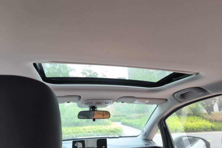Used Geely Auto Vision X3 2021 PRO 1.5L CVT Deluxe Model Headliner