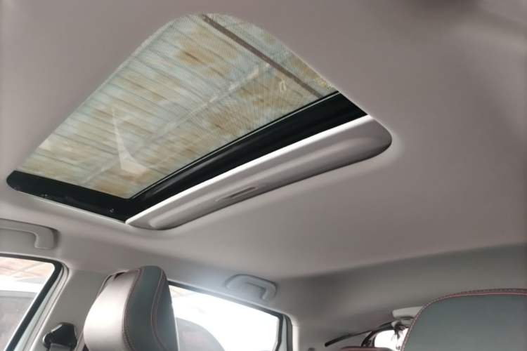 Used Geely Auto Vision X3 2021 PRO 1.5L CVT Deluxe Model Headliner