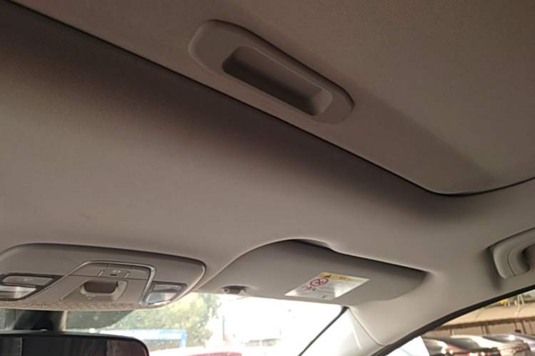 Used Geely Auto Vision X3 2021 PRO 1.5L CVT Deluxe Model Headliner
