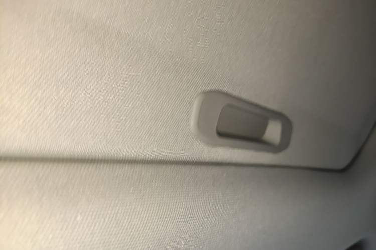 Used Geely Auto Vision X3 2021 PRO 1.5L CVT Deluxe Model Headliner