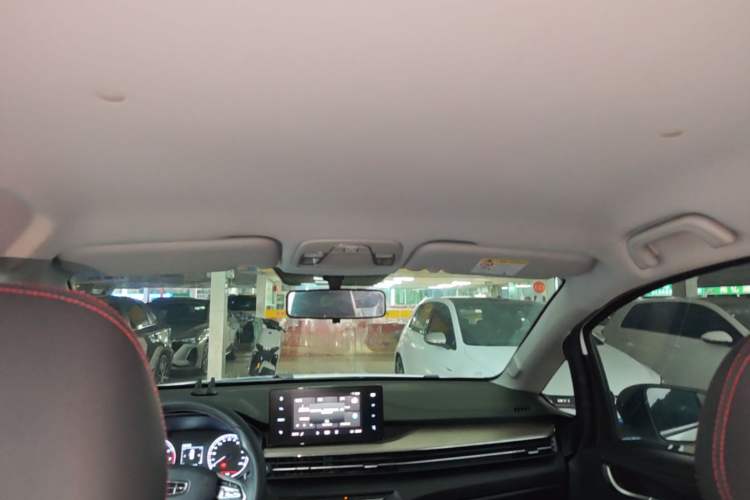 Used Geely Auto Vision X3 2021 PRO 1.5L Manual Elite Model Headliner