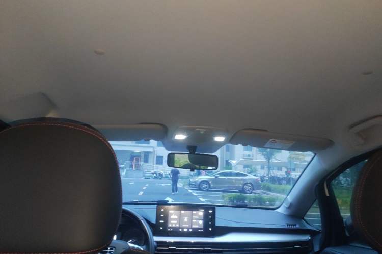 Used Geely Auto Vision X3 2021 PRO 1.5L Manual Elite Model Headliner