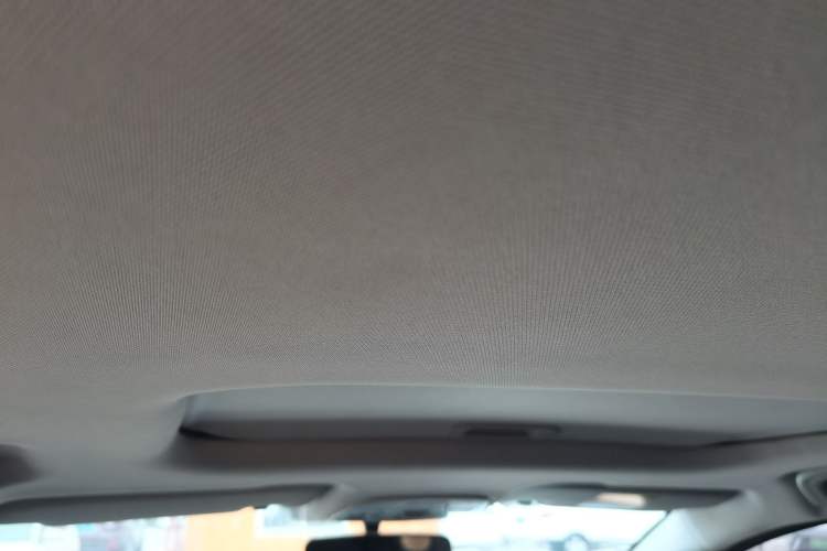 Used Geely Auto Vision X3 2021 PRO 1.5L Manual Elite Model Headliner