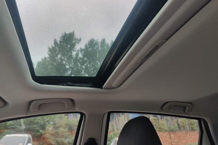 Used Geely Auto Vision X3 2021 PRO 1.5L CVT Deluxe Model Headliner