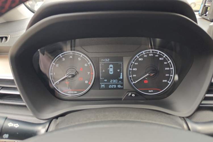 Used Geely Auto Vision X3 2021 PRO 1.5L Manual Elite Model Instrument Cluster