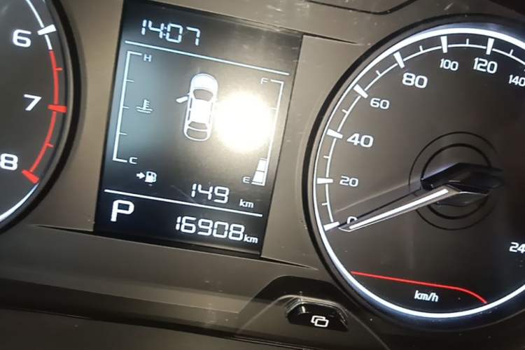 Used Geely Auto Vision X3 2021 PRO 1.5L CVT Deluxe Model Instrument Cluster