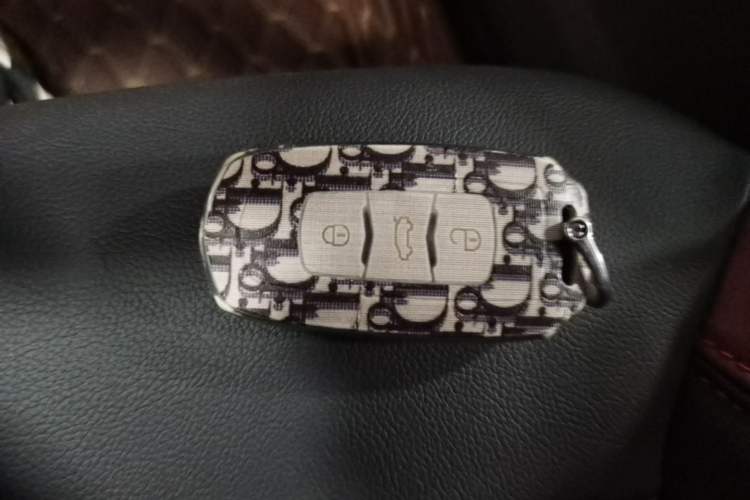 Used Geely Auto Vision X3 2021 PRO 1.5L CVT Deluxe Model Interior 1