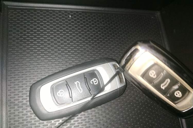Used Geely Auto Vision X3 2021 PRO 1.5L CVT Deluxe Model Interior 1