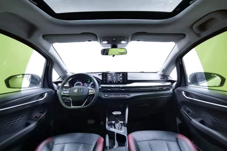 Used Geely Auto Vision X3 2021 PRO 1.5L CVT Deluxe Model Interior 1