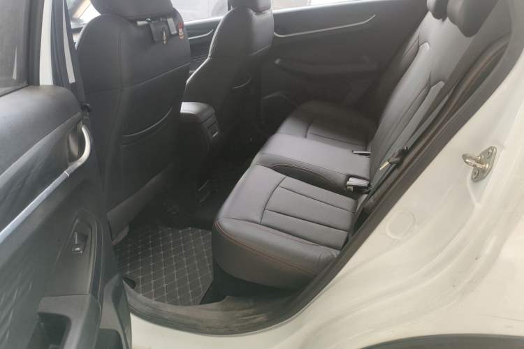 Used Geely Auto Vision X3 2021 PRO 1.5L Manual Elite Model Interior 1